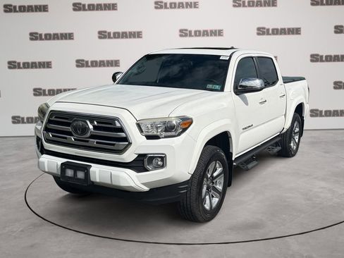 Used 2018 Toyota Tacoma Limited AWD/4WD image 1