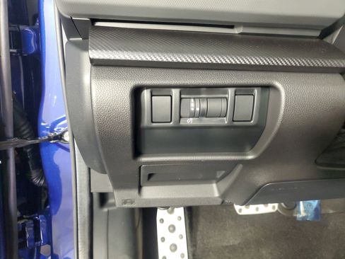 Used 2025 Subaru Crosstrek 2.5i Sport w/ Crosstrek Mirror Package image 28