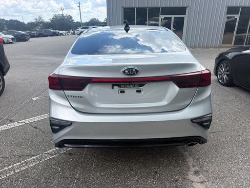 Used 2019 Kia Forte LXS FWD image 8