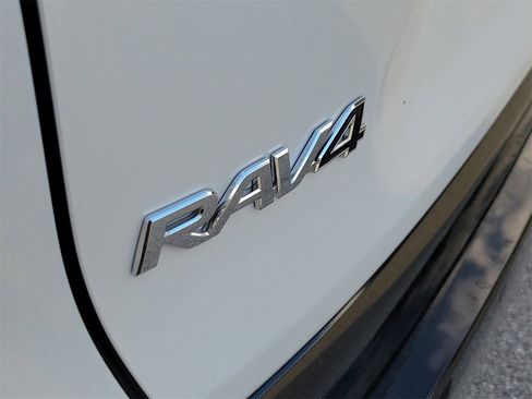 New 2025 Toyota RAV4 XSE image 6