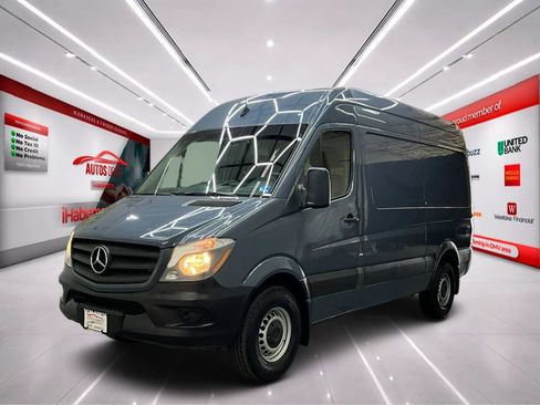 Used 2018 Mercedes-Benz Sprinter 2500 image 3