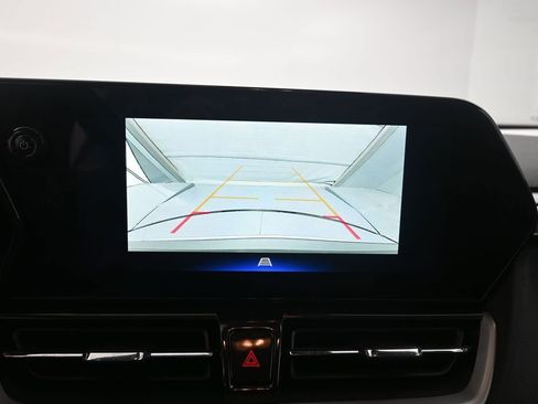 Used 2025 Chevrolet TrailBlazer LT FWD image 11