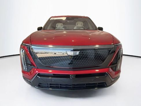 New 2026 Cadillac Vistiq Sport image 2
