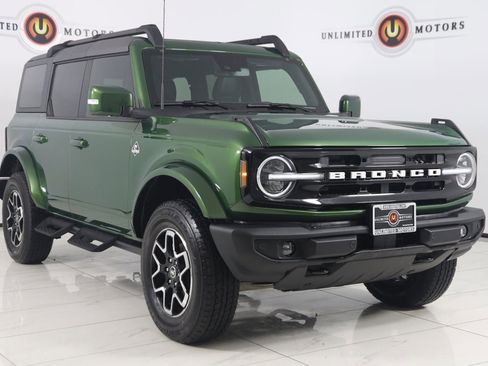 Used 2024 Ford Bronco Outer Banks image 19