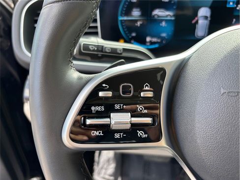 Used 2020 Mercedes-Benz GLE 350 4MATIC image 29