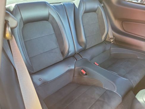 Used 2016 Ford Mustang Shelby GT350 w/ Technology Package image 23