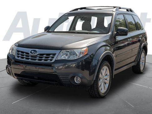 Used 2012 Subaru Forester 2.5X Limited AWD/4WD image 5