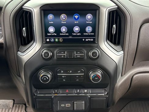 Used 2019 Chevrolet Silverado 1500 LT w/ Trailering Package image 22