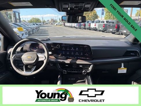 New 2026 Chevrolet Suburban Premier w/ Sun And Tow Package image 16