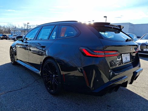 New 2026 BMW M5 Touring image 3