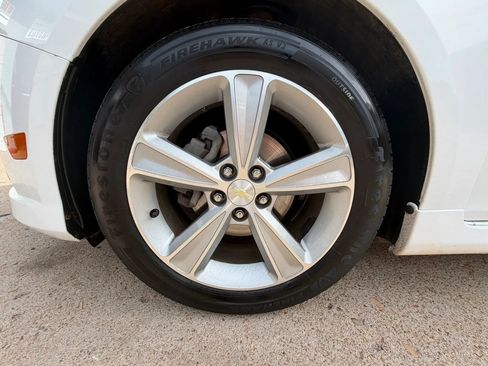 Used 2014 Chevrolet Cruze LT w/ RS Package FWD image 23
