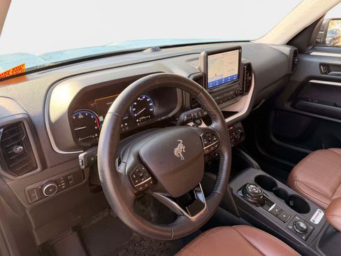 Used 2023 Ford Bronco Sport Heritage Limited image 12