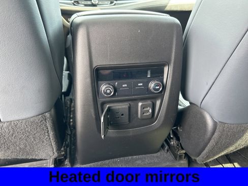 Used 2021 Buick Enclave Essence w/ Sound and Sites Package AWD/4WD image 22