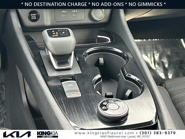 Used 2025 Nissan Rogue SV w/ Rock Creek Premium Package AWD/4WD image 7