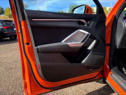 Certified 2025 Audi Q3 2.0T Premium Plus w/ Premium Plus Package image 26