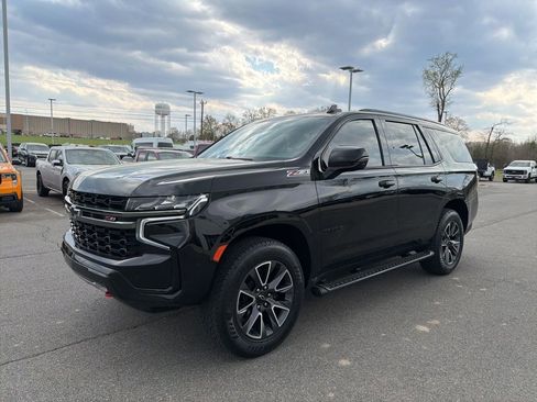 Used 2021 Chevrolet Tahoe Z71 w/ Z71 Signature Package image 4