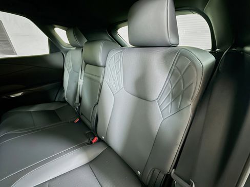 New 2026 Lexus RX 450h RX 450h+ Premium w/ Convenience Package image 23