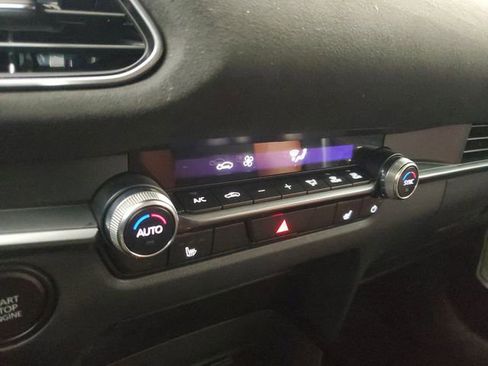 Certified 2025 MAZDA CX-30 Carbon image 30