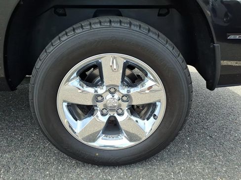 Used 2019 RAM 1500 Express w/ Express Value Package AWD/4WD image 15