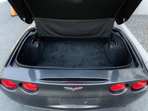 Used 2009 Chevrolet Corvette Coupe w/ Preferred Equipment Group image 55