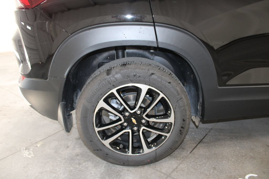Used 2026 Chevrolet TrailBlazer LT FWD image 33