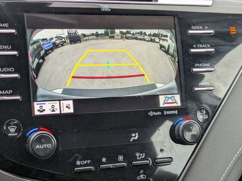 Used 2019 Toyota Camry XSE image 29