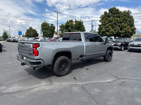 Used 2026 Chevrolet Silverado 3500 High Country w/ Technology Package AWD/4WD image 7