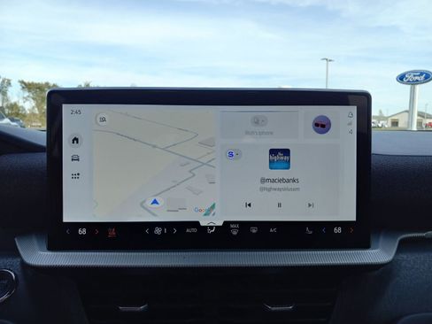 Used 2025 Ford Explorer Platinum w/ Ultimate Package image 19