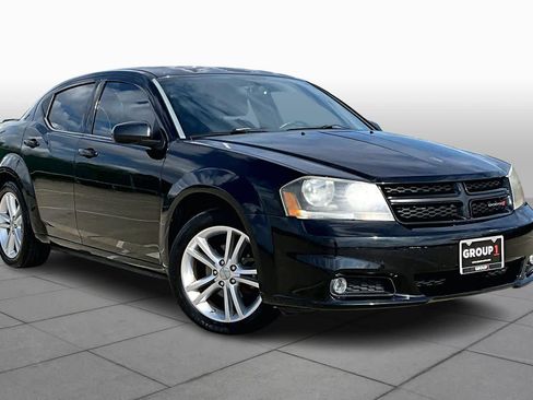 Used 2013 Dodge Avenger SXT w/ Rallye Appearance Group image 2