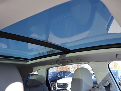 Used 2023 Audi Q7 3.0T Premium Plus image 16