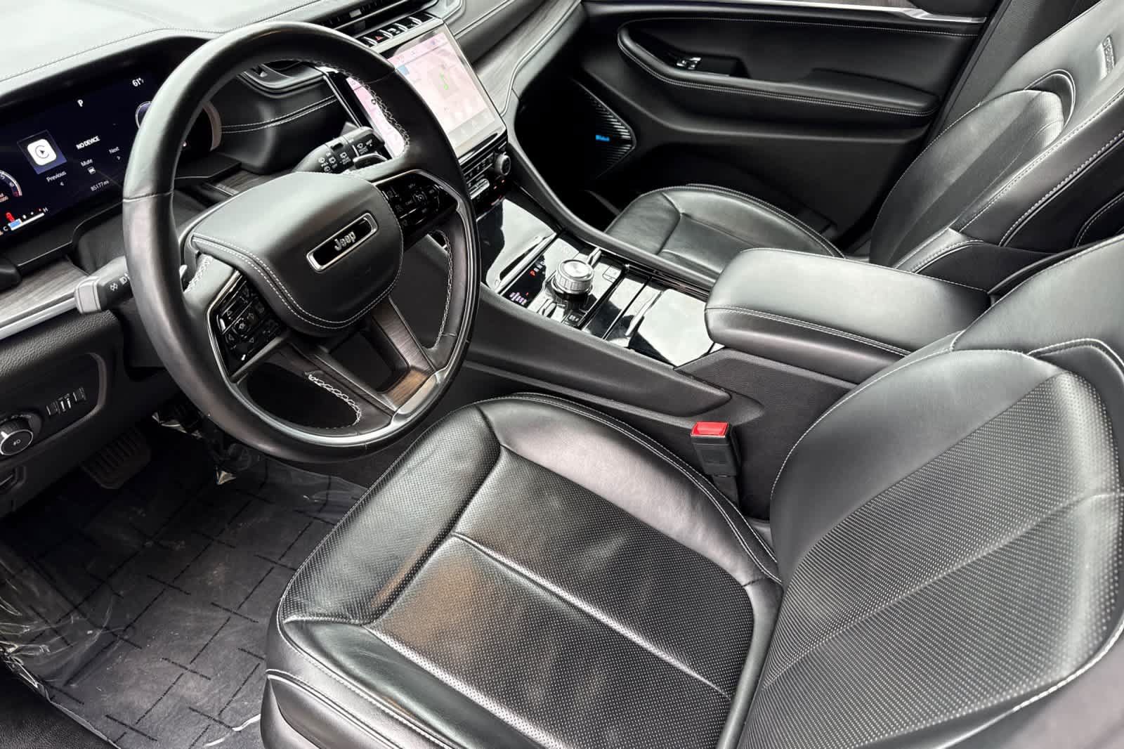 Used 2022 Jeep Grand Cherokee L Overland AWD/4WD image 11