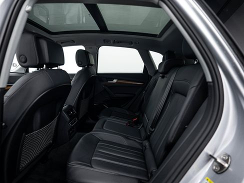 Certified 2023 Audi Q5 2.0T Premium w/ Convenience Package AWD/4WD image 18