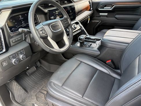 Certified 2024 GMC Sierra 1500 Denali w/ Technology Package AWD/4WD image 19