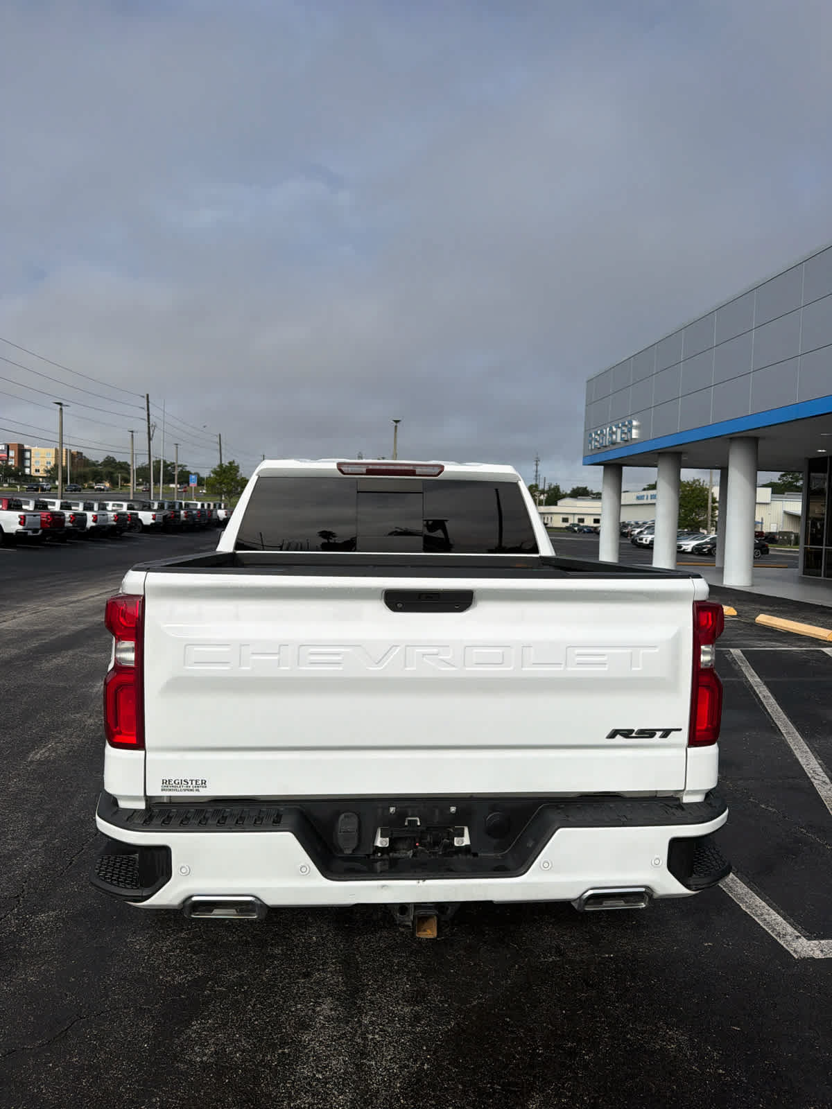 Used 2021 Chevrolet Silverado 1500 RST w/ Convenience Package II AWD/4WD image 4