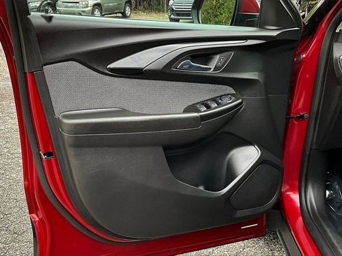 Certified 2021 Chevrolet TrailBlazer LT w/ Driver Confidence Package image 18