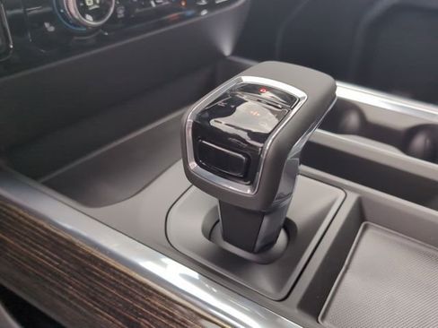 New 2026 GMC Sierra 1500 Elevation image 25