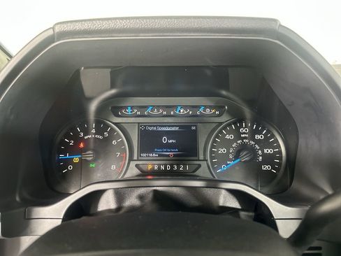 Used 2016 Ford F150 XL w/ Equipment Group 101A Mid image 14