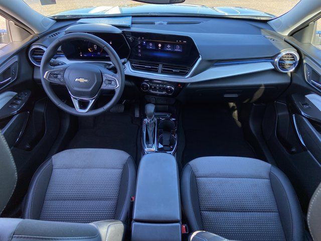 Used 2024 Chevrolet Trax LT w/ Driver Confidence Package FWD image 48