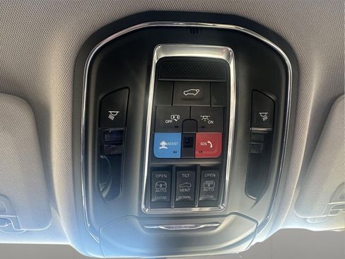 Used 2024 Jeep Grand Cherokee Limited 4xe image 36