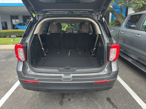 Used 2022 Ford Explorer 2WD image 11