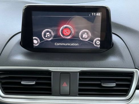 Used 2018 MAZDA MAZDA3 Touring FWD image 34