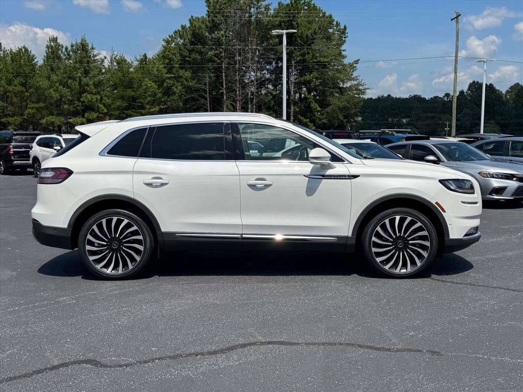 Used 2022 Lincoln Nautilus Black Label w/ Cargo Utility Package AWD/4WD image 2