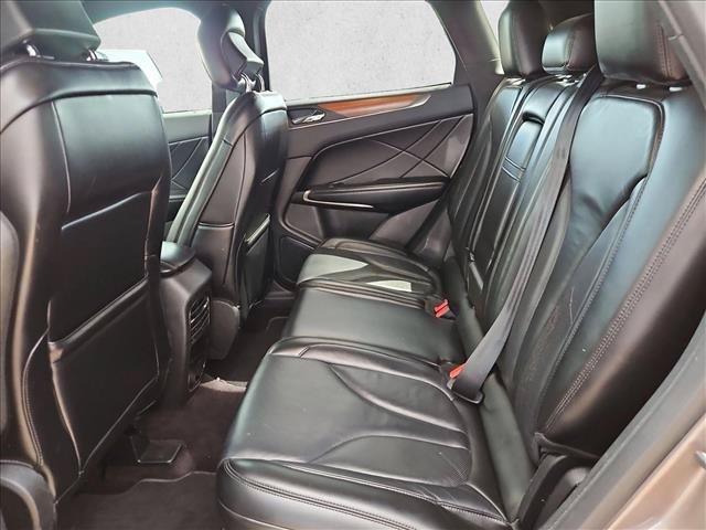 Used 2018 Lincoln MKC Select w/ Select Plus Package FWD image 14
