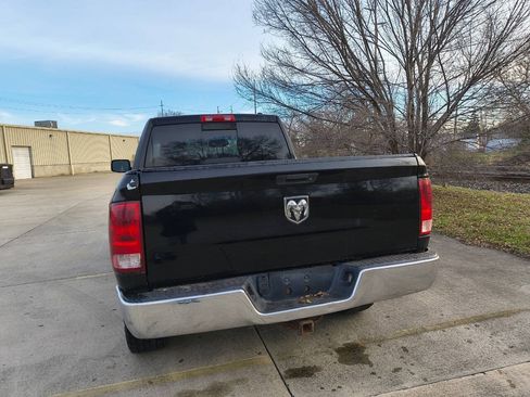 Used 2012 RAM 1500 Classic SLT AWD/4WD image 2