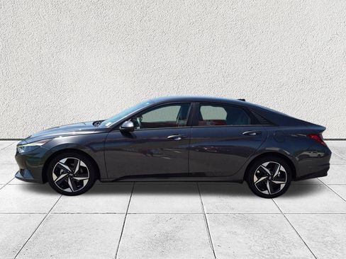 Used 2023 Hyundai Elantra SEL w/ Convenience Package FWD image 6