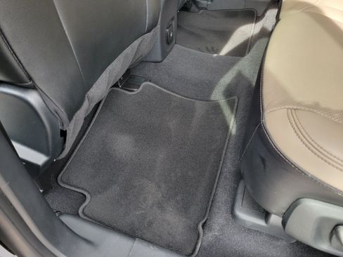 Used 2020 Ford Escape Titanium FWD image 35