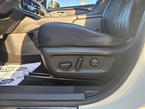 Used 2021 Nissan Rogue Platinum image 32