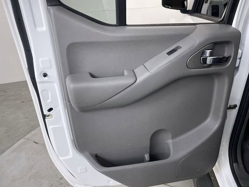 Used 2018 Nissan Frontier SV w/ Value Truck Package image 18