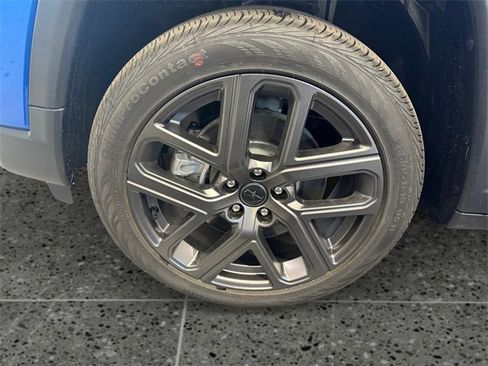 New 2026 Jeep Compass Limited image 23