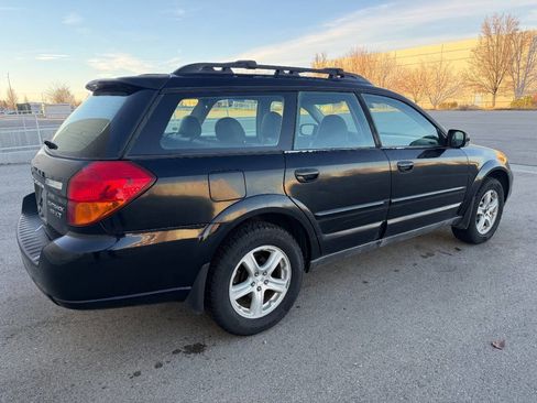 Used 2005 Subaru Outback 2.5XT Limited image 9
